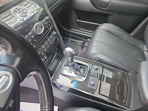 Used 2017 INFINITI QX70 AWD image 24