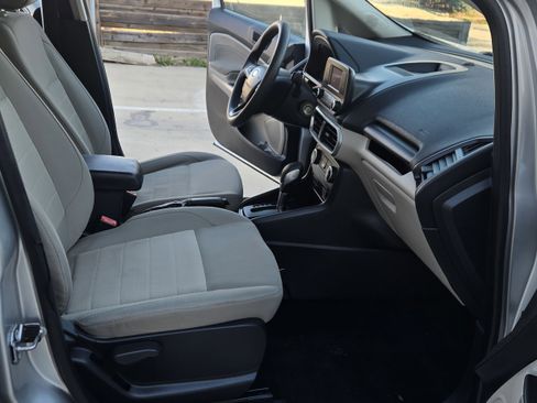 Used 2018 Ford EcoSport S image 21