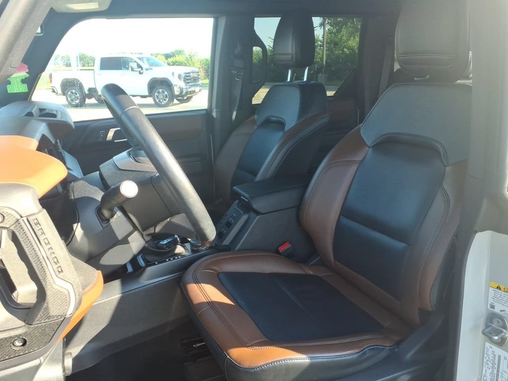 Used 2024 Ford Bronco Outer Banks AWD/4WD image 17