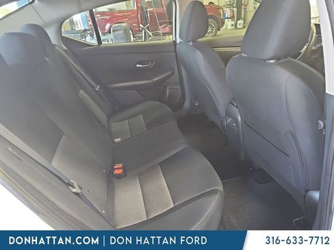 Used 2023 Nissan Sentra SV FWD image 3