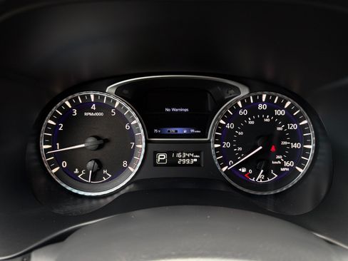 Used 2016 INFINITI QX60 FWD w/ Deluxe Technology Package image 41