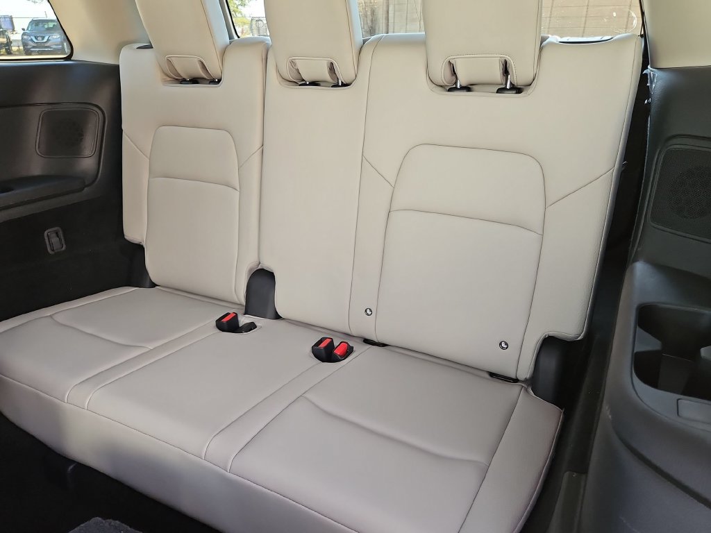 Used 2025 Nissan Pathfinder SL w/ SL Premium Package FWD image 40