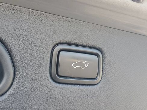 Used 2022 Kia Sportage EX AWD/4WD image 8