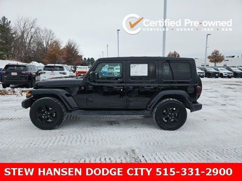 Used 2023 Jeep Wrangler Unlimited Sahara image 1