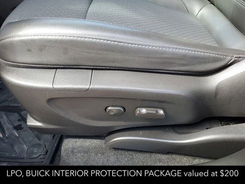Certified 2022 Buick Encore Preferred w/ Safety Package image 7