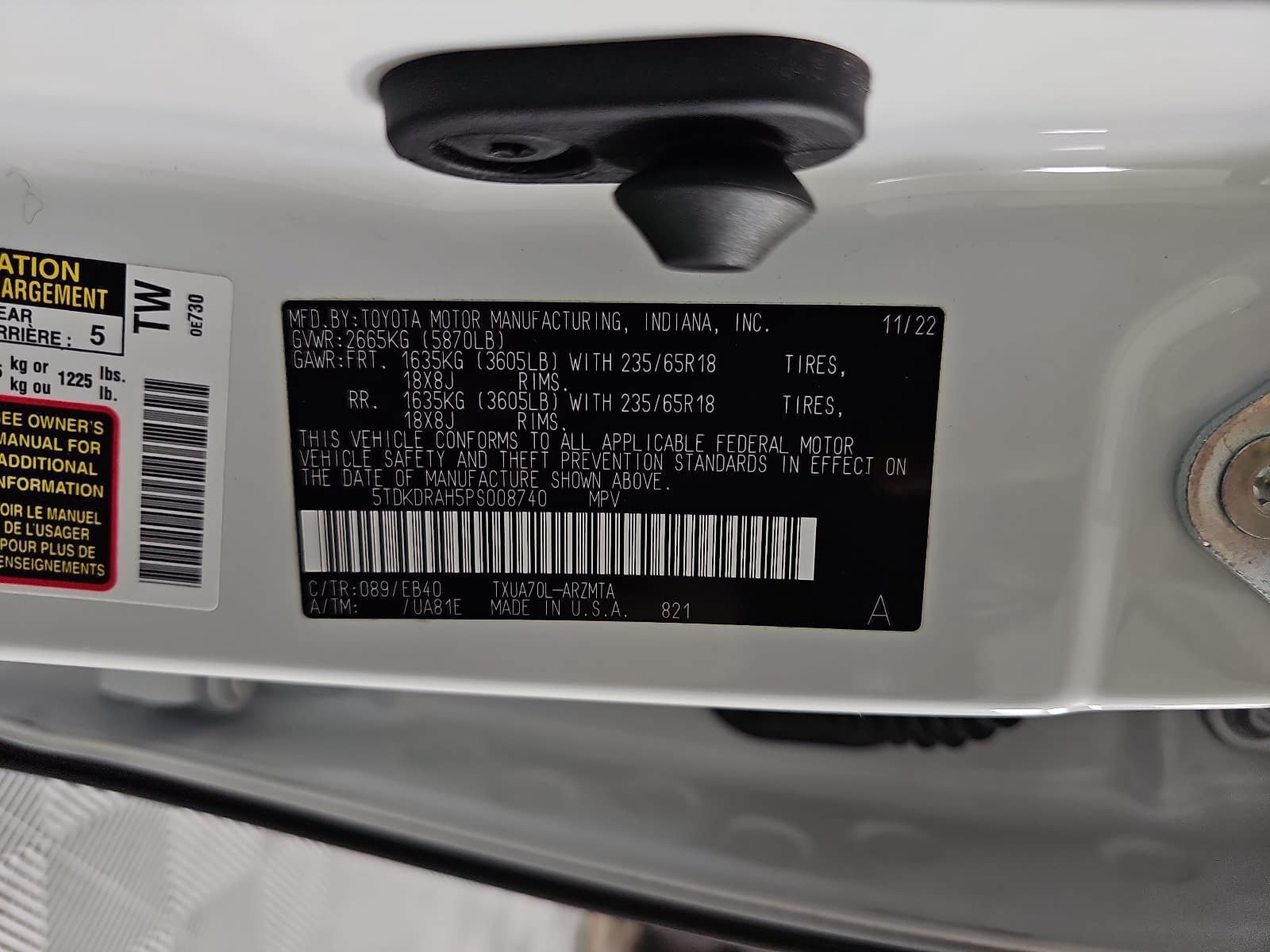 Used 2023 Toyota Highlander XLE FWD image 32