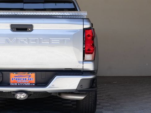 Used 2024 Chevrolet Colorado LT w/ LT Convenience Package II RWD image 13