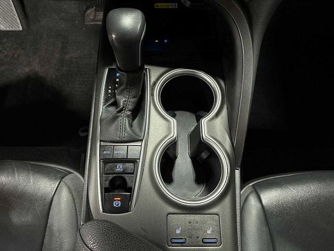 Certified 2024 Toyota Camry XLE image 30