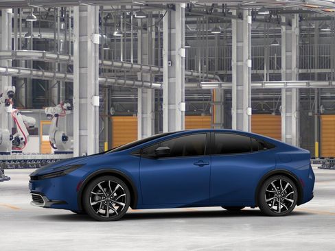 New 2026 Toyota Prius Plug-In Hybrid image 3