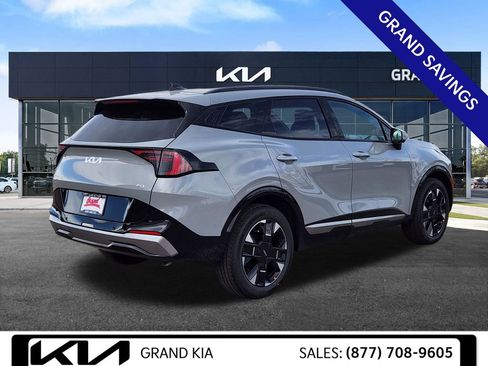 New 2026 Kia Sportage SX image 5