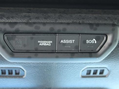 Used 2022 Jeep Wrangler Unlimited Rubicon AWD/4WD image 44