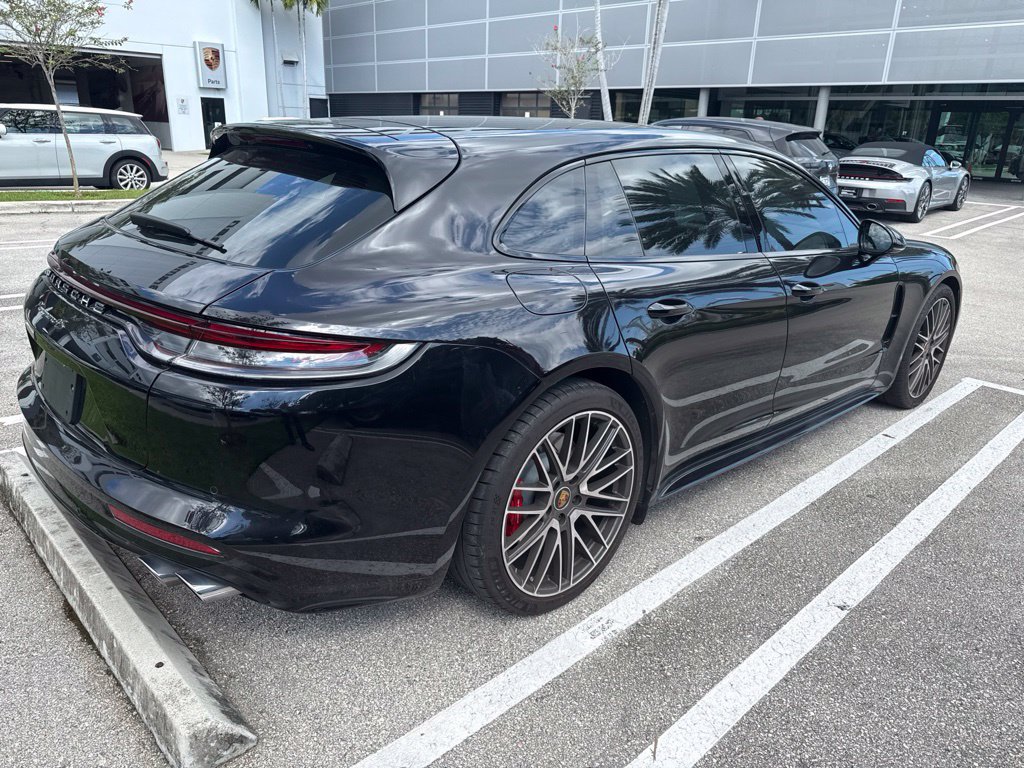 Certified 2023 Porsche Panamera 4S AWD/4WD image 32