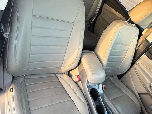 Used 2014 Ford Escape SE FWD image 17