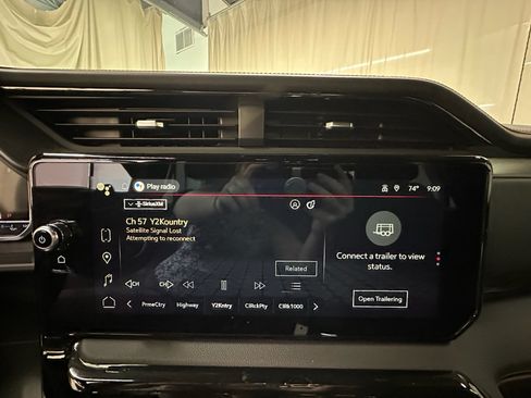 Certified 2024 GMC Sierra 1500 AT4 w/ AT4 Premium Package AWD/4WD image 30