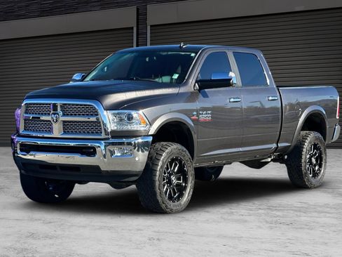 Used 2017 RAM 2500 Laramie image 9