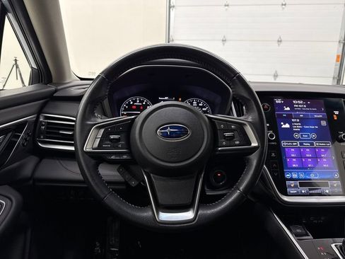 Certified 2022 Subaru Outback Limited image 15