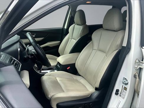Used 2022 Subaru Ascent Limited w/ Technology Package AWD/4WD image 19