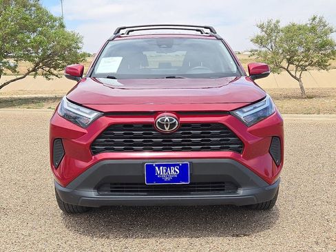 Used 2022 Toyota RAV4 XLE image 8