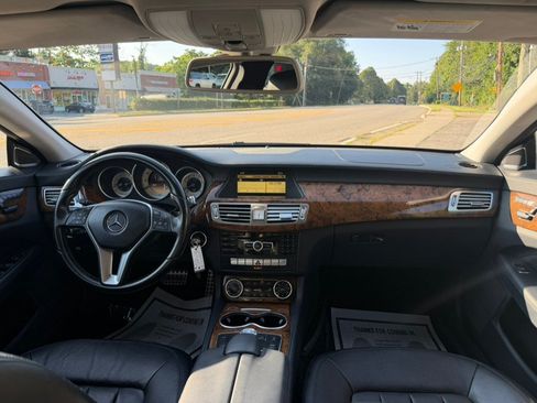 Used 2012 Mercedes-Benz CLS 550 4MATIC image 20