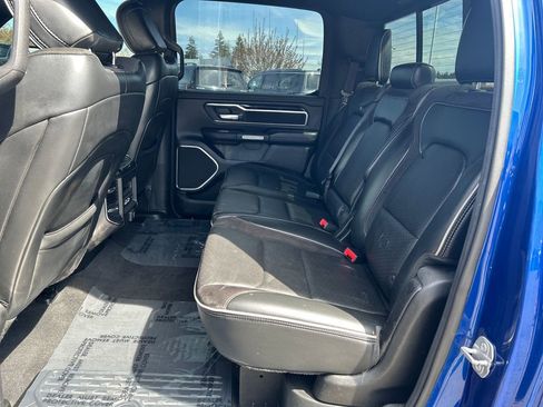 Used 2019 RAM 1500 Laramie AWD/4WD image 10