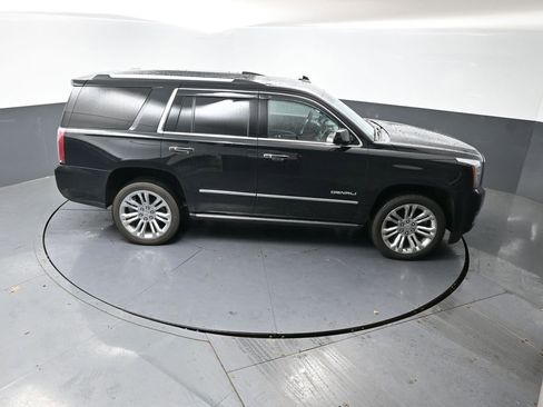 Used 2019 GMC Yukon Denali w/ Denali Ultimate Package image 13
