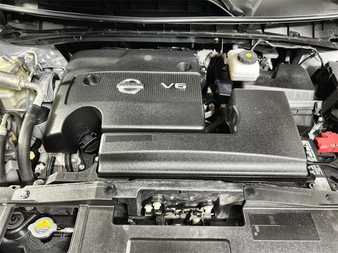 Used 2023 Nissan Murano SV image 17