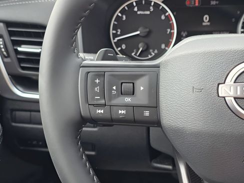 Used 2026 Nissan Rogue SV AWD/4WD image 20
