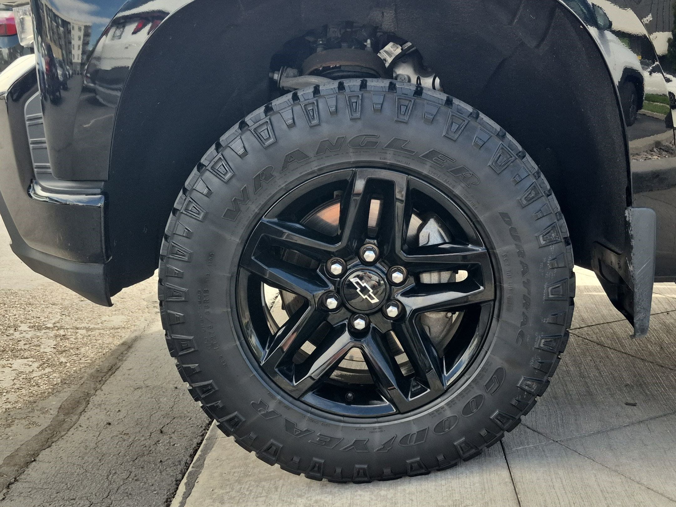 Used 2021 Chevrolet Silverado 1500 LT Trail Boss w/ Convenience Package II AWD/4WD image 13