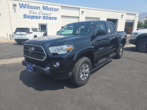 Used 2019 Toyota Tacoma SR5 AWD/4WD image 1