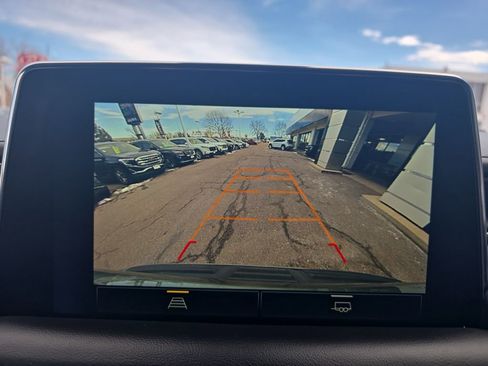 Used 2023 Chevrolet Suburban Premier image 24