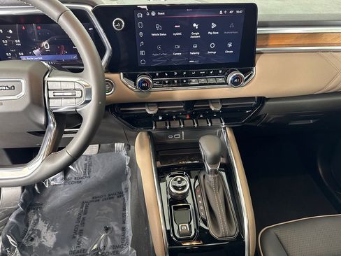 New 2026 GMC Canyon Denali image 27