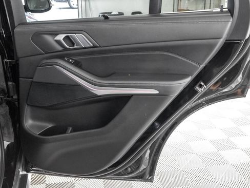 Used 2022 BMW X5 xDrive40i AWD/4WD image 46