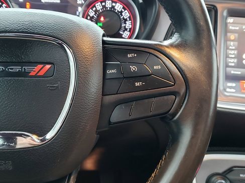 Used 2019 Dodge Challenger SXT image 25