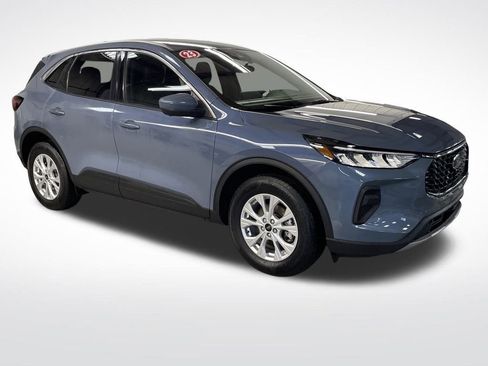 Used 2023 Ford Escape Active w/ Tech Pack #2 image 8