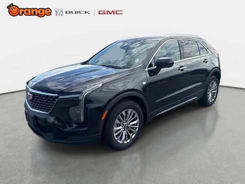 Used 2025 Cadillac XT4 Premium Luxury FWD image 7