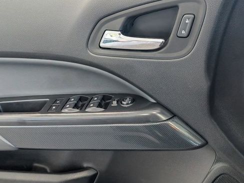 Used 2022 Chevrolet Colorado Z71 image 26