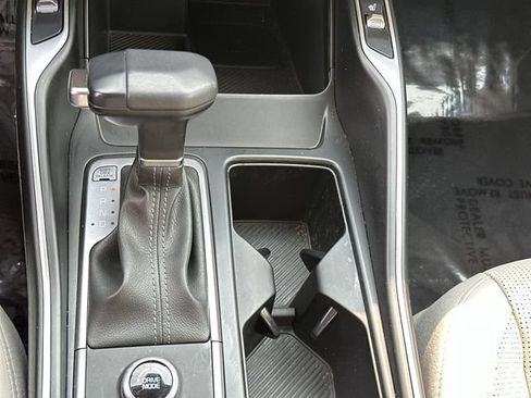 Used 2025 Kia Sorento EX FWD image 24
