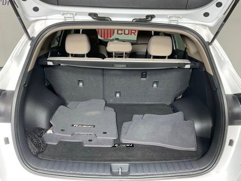 Used 2021 Hyundai Tucson Value w/ Cargo Package image 10