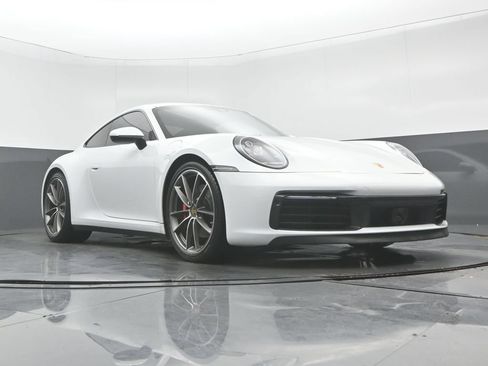 Used 2020 Porsche 911 Carrera S RWD image 26