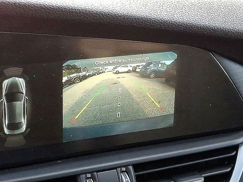 Used 2023 Alfa Romeo Giulia Ti image 22