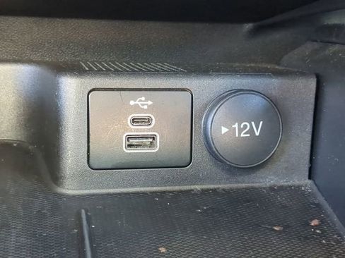 Used 2025 Ford Escape Active image 25