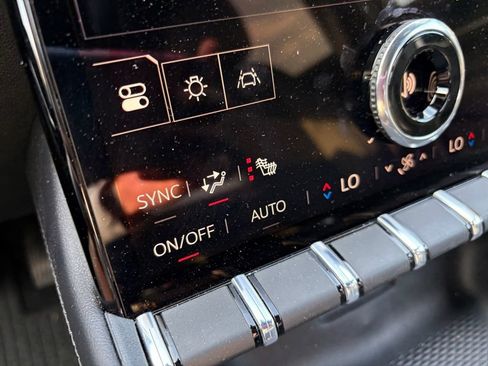 Used 2026 GMC Terrain Elevation w/ Elevation Premium Package AWD/4WD image 33