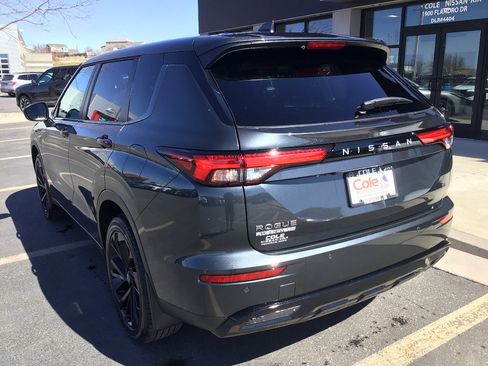 New 2026 Nissan Rogue SL image 4