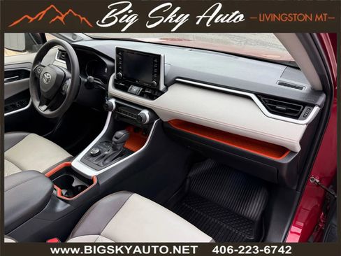 Used 2019 Toyota RAV4 Adventure image 15