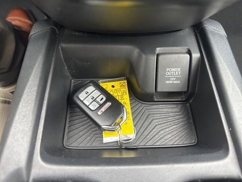 Used 2018 Honda CR-V Touring image 35