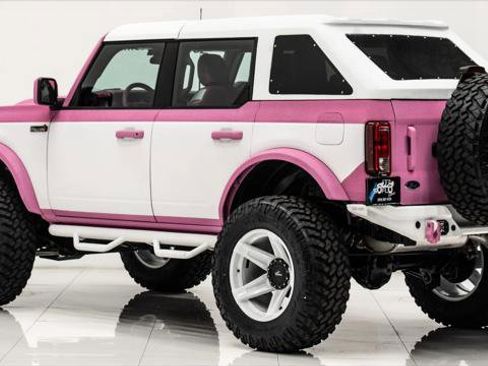 Used 2022 Ford Bronco 4-Door image 9