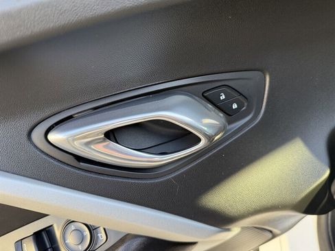 Used 2019 Chevrolet Camaro SS image 18