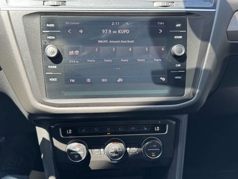 Used 2019 Volkswagen Tiguan SE image 14