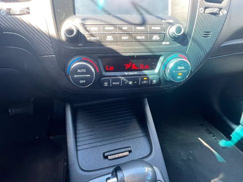 Used 2015 Kia Forte EX w/ EX Premium Package FWD image 23