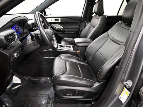 Used 2022 Ford Explorer ST w/ ST Street Pack AWD/4WD image 14